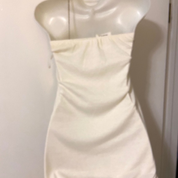 Cream Ruffled Strapless Top - Picture 2 of 4